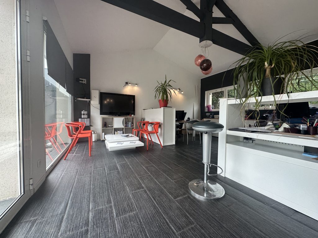 Bureaux du cabinet AAron, courtage et immobilier